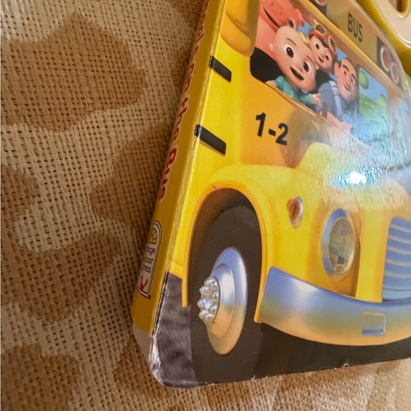 Kids Book Bundle - Picture 3 of 9